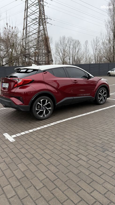 Toyota C-HR 2017 красный - фото 17