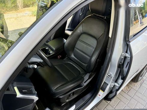 Jaguar E-Pace 2019 - фото 24