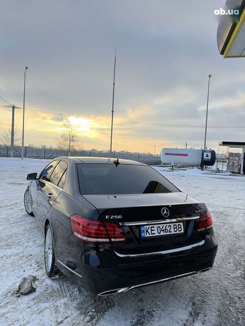 Mercedes-Benz E-Класс 2015 - фото 4