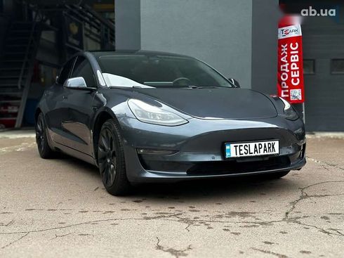 Tesla Model 3 2022 - фото 12