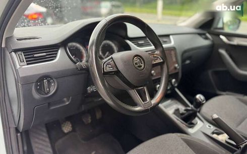 Skoda Octavia 2019 - фото 8