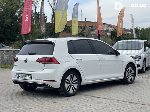 Volkswagen e-Golf 2020 - фото 17