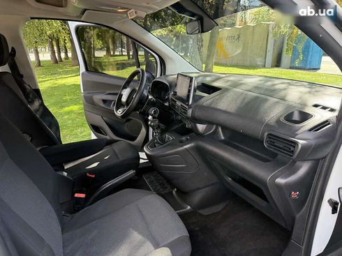 Citroёn Berlingo 2023 - фото 29