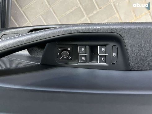 Volkswagen Passat 2018 - фото 19