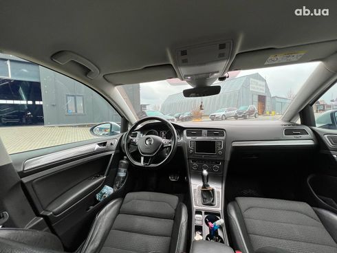 Volkswagen Golf 2016 белый - фото 36