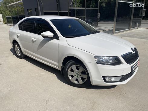 Skoda octavia a7 2015 белый - фото 3