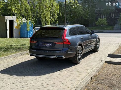 Volvo V90 Cross Country 2020 - фото 12