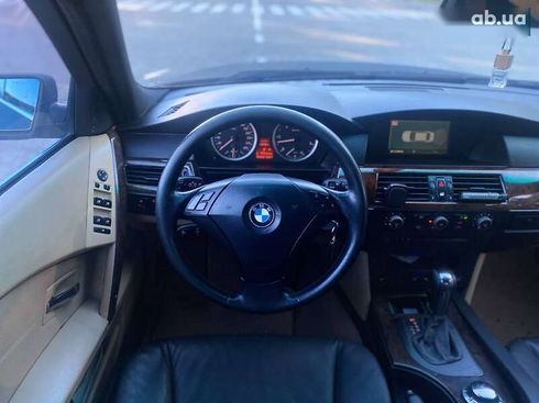 BMW 5 серия 2004 - фото 20
