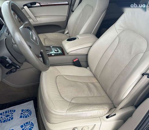 Audi Q7 2012 - фото 8