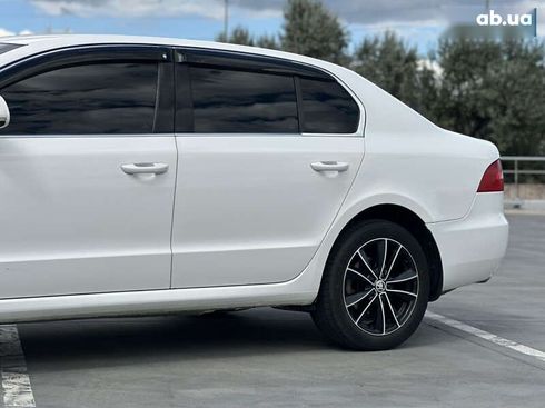 Skoda Superb 2010 - фото 7