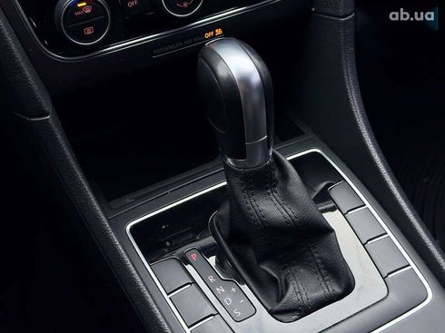 Volkswagen Passat 2017 - фото 28