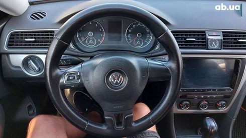 Volkswagen Passat 2014 - фото 17