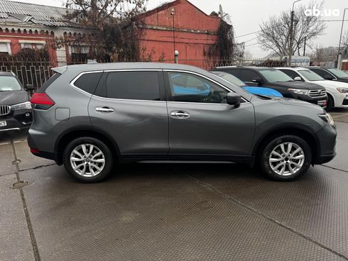 Nissan X-Trail 2017 серый - фото 6