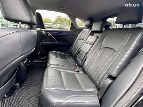 Lexus RX 2017 - фото 30