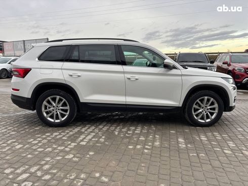 Skoda Kodiaq 2018 белый - фото 18