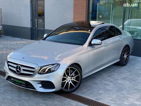 Mercedes-Benz E-Класс 2018 - фото 3