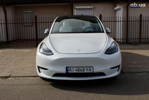 Tesla Model Y 2021 белый - фото 18