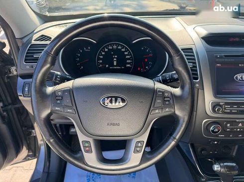 Kia Sorento 2012 - фото 16