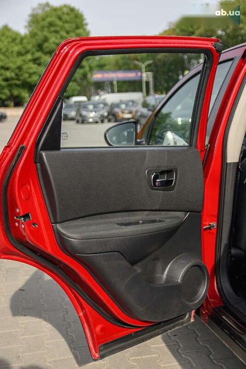Nissan Qashqai 2012 - фото 30