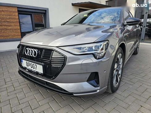 Audi E-Tron 2021 - фото 2