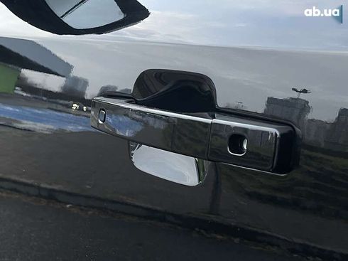 Land Rover Defender 2022 - фото 18