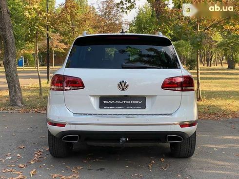 Volkswagen Touareg 2017 - фото 7