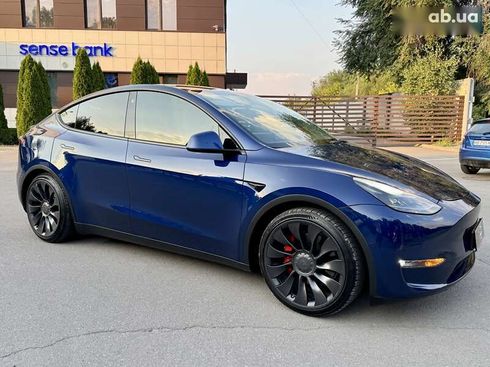 Tesla Model Y 2022 - фото 12