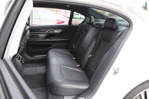 BMW 7 серия 2016 - фото 10