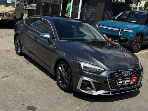 Audi S5 2023 серый - фото 10