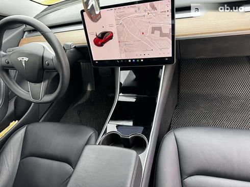 Tesla Model 3 2019 - фото 7