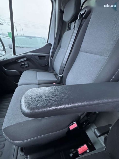 Renault Master 2019 - фото 14