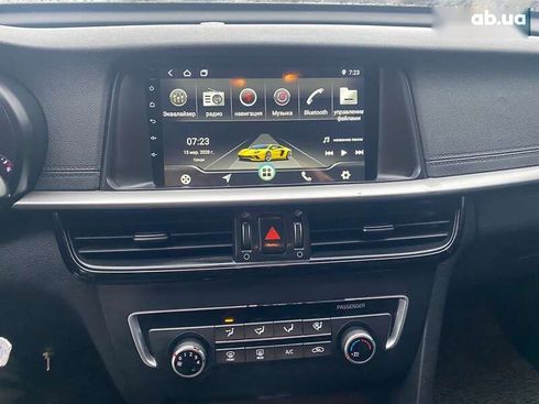 Kia K5 2018 - фото 9
