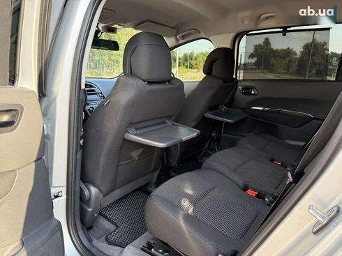Peugeot 5008 2010 - фото 27