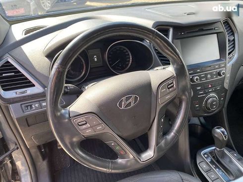 Hyundai Santa Fe 2017 - фото 14
