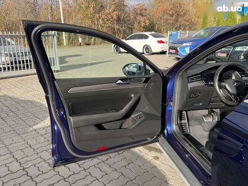 Volkswagen passat alltrack 2017 - фото 14