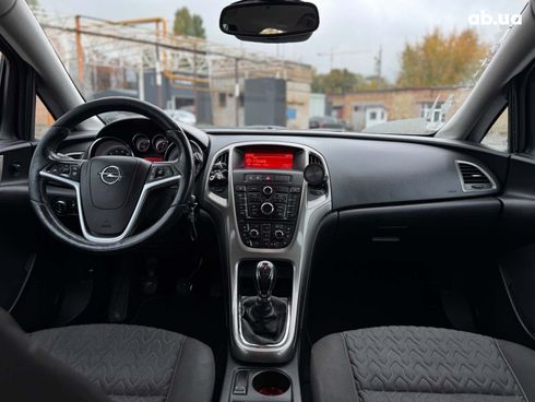 Opel Astra 2013 черный - фото 35