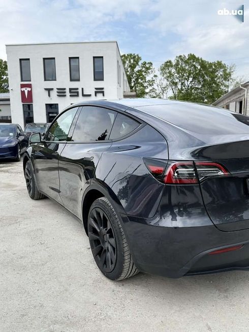 Tesla Model Y 2024 - фото 20