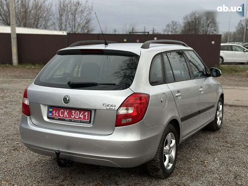 Skoda Fabia 2008 - фото 16