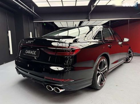 Audi S8 2024 - фото 19