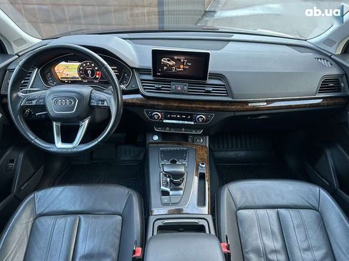 Audi Q5 2017 - фото 24