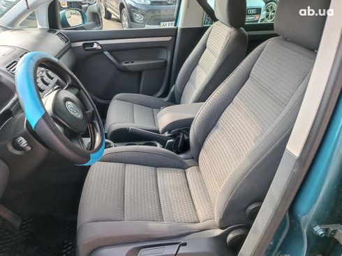 Volkswagen Touran 2005 синий - фото 20