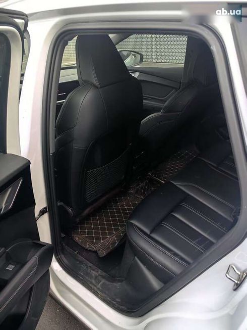 Audi Q4 e-tron 2023 - фото 7