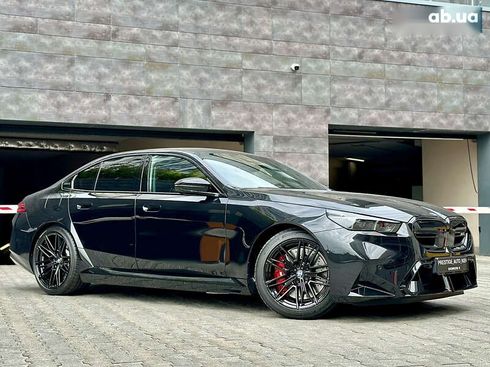 BMW M5 2025 - фото 4