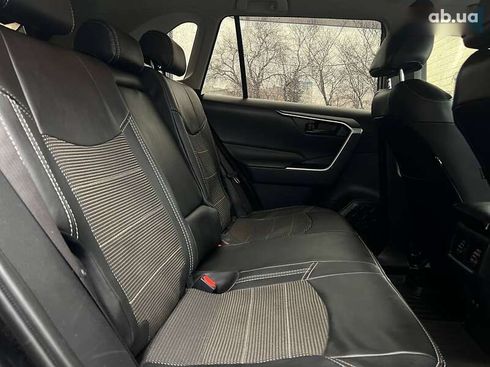 Toyota RAV4 2019 - фото 23