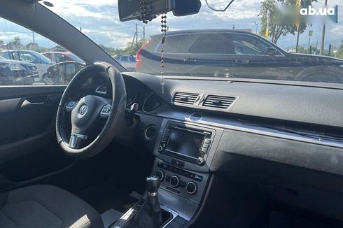 Volkswagen Passat 2011 - фото 26