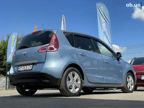 Renault Scenic 2011 - фото 15