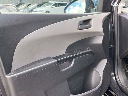 Chevrolet Aveo 2011 черный - фото 19