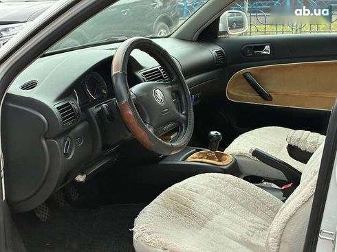 Volkswagen Passat 2001 - фото 8
