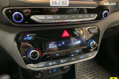 Hyundai Ioniq 2017 - фото 16