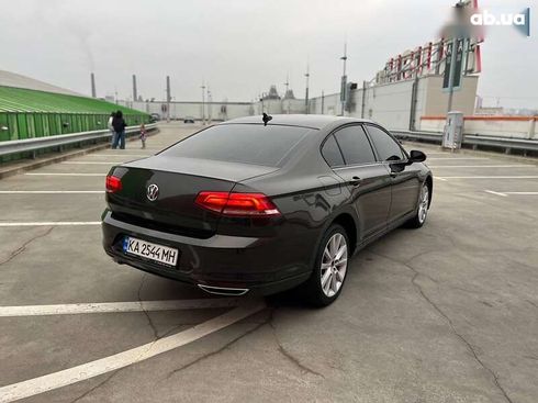 Volkswagen Passat 2018 - фото 9
